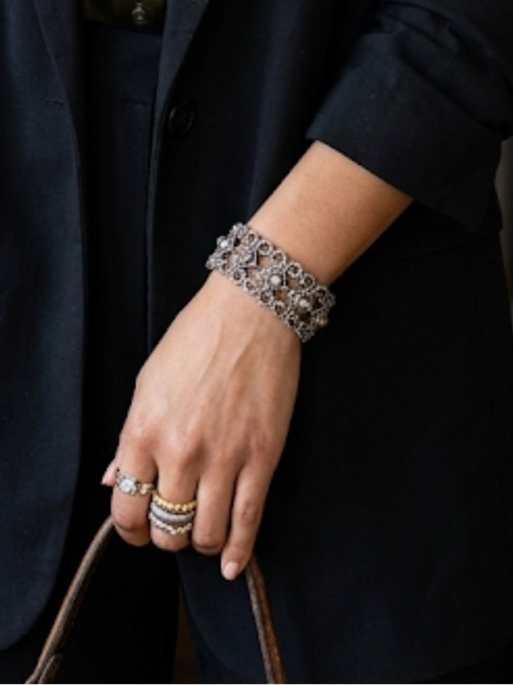 Vintage-Inspired Stretch Bracelet